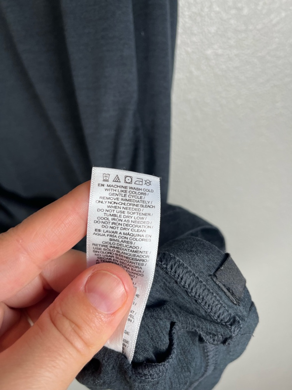 GAIAM Women's Charcoal Gray Athletic Tank - Sleeveless Scoop Neck SM - Picture 5 of 7